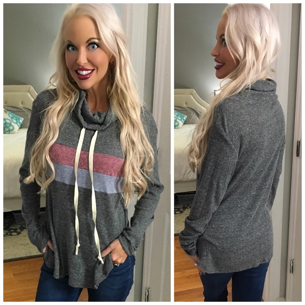 💕LAST 1! 😍 Slouchy Turtleneck Sweater! - Picture 2 of 8